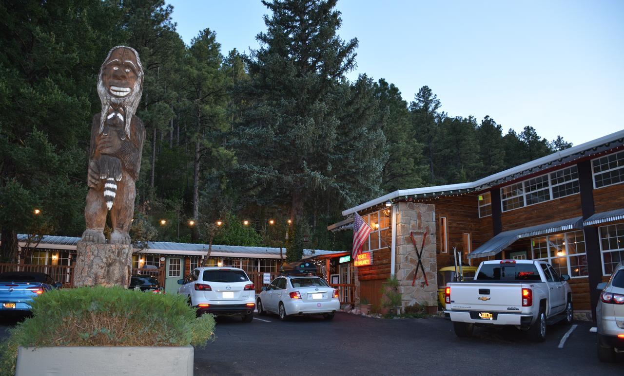 Sitzmark Chalet Inn رويدوسو، نيومكسيكو المظهر الخارجي الصورة