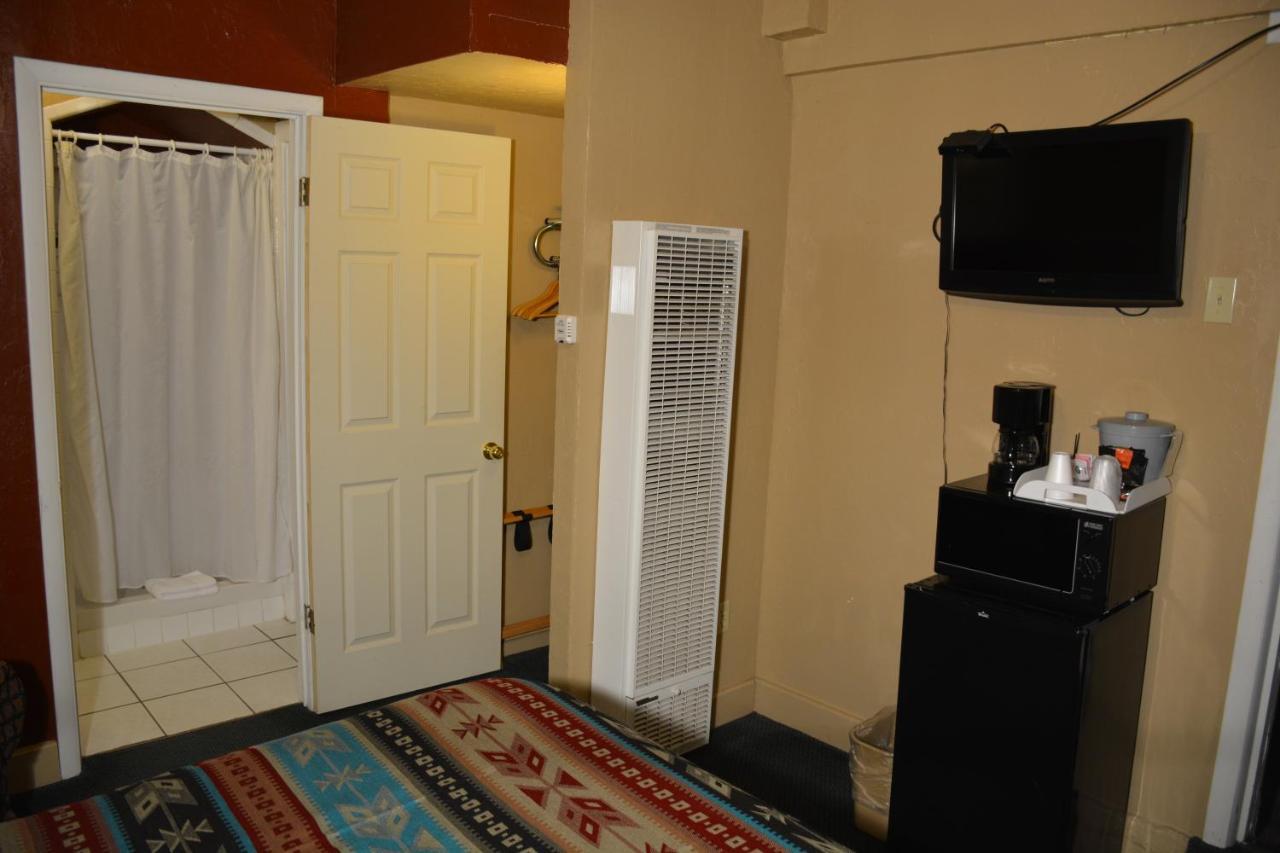 Sitzmark Chalet Inn رويدوسو، نيومكسيكو المظهر الخارجي الصورة