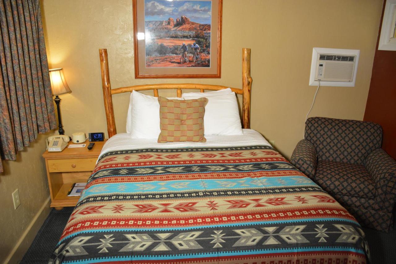 Sitzmark Chalet Inn رويدوسو، نيومكسيكو المظهر الخارجي الصورة