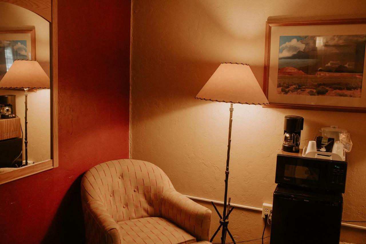 Sitzmark Chalet Inn رويدوسو، نيومكسيكو المظهر الخارجي الصورة