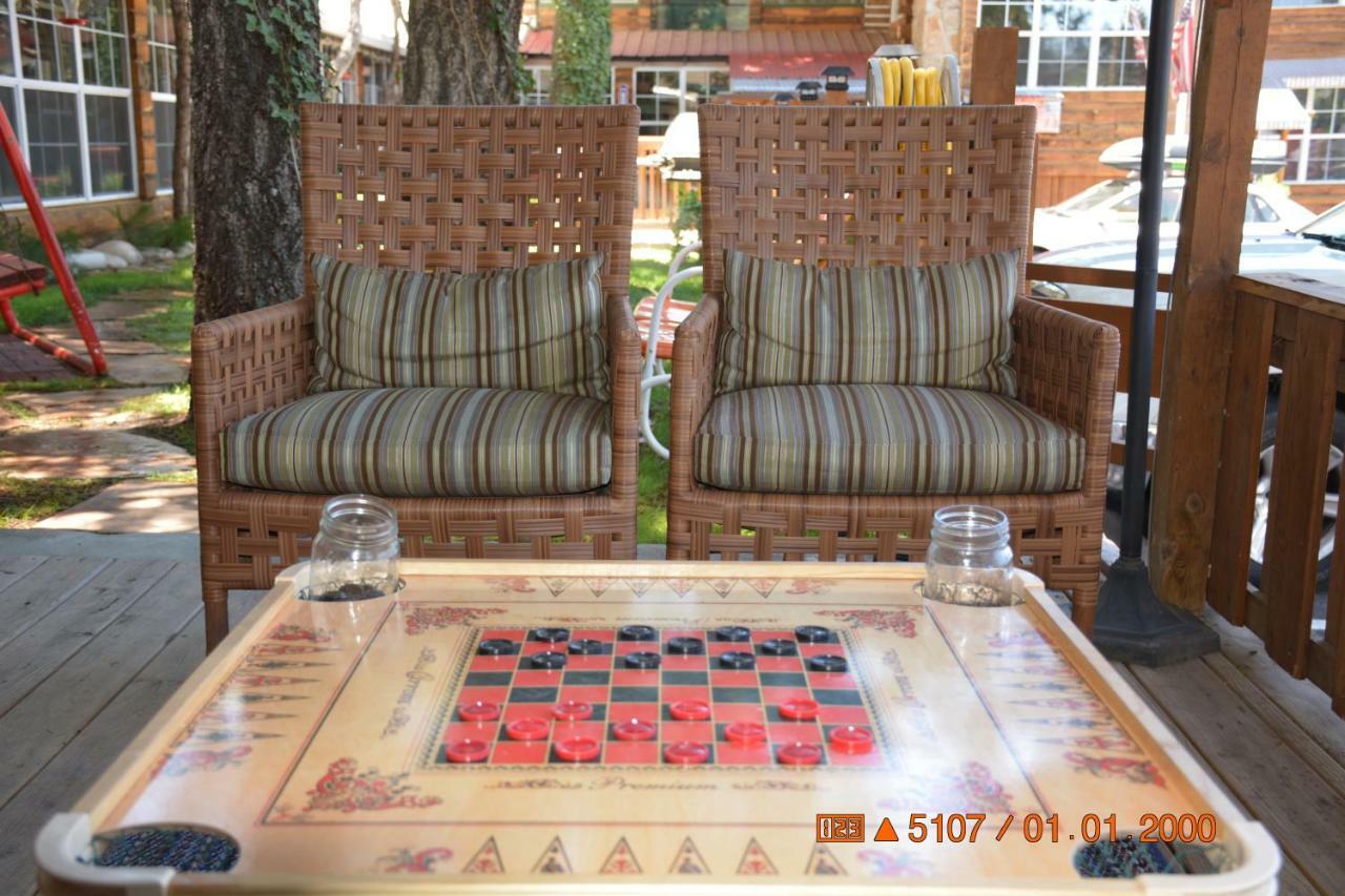 Sitzmark Chalet Inn رويدوسو، نيومكسيكو المظهر الخارجي الصورة